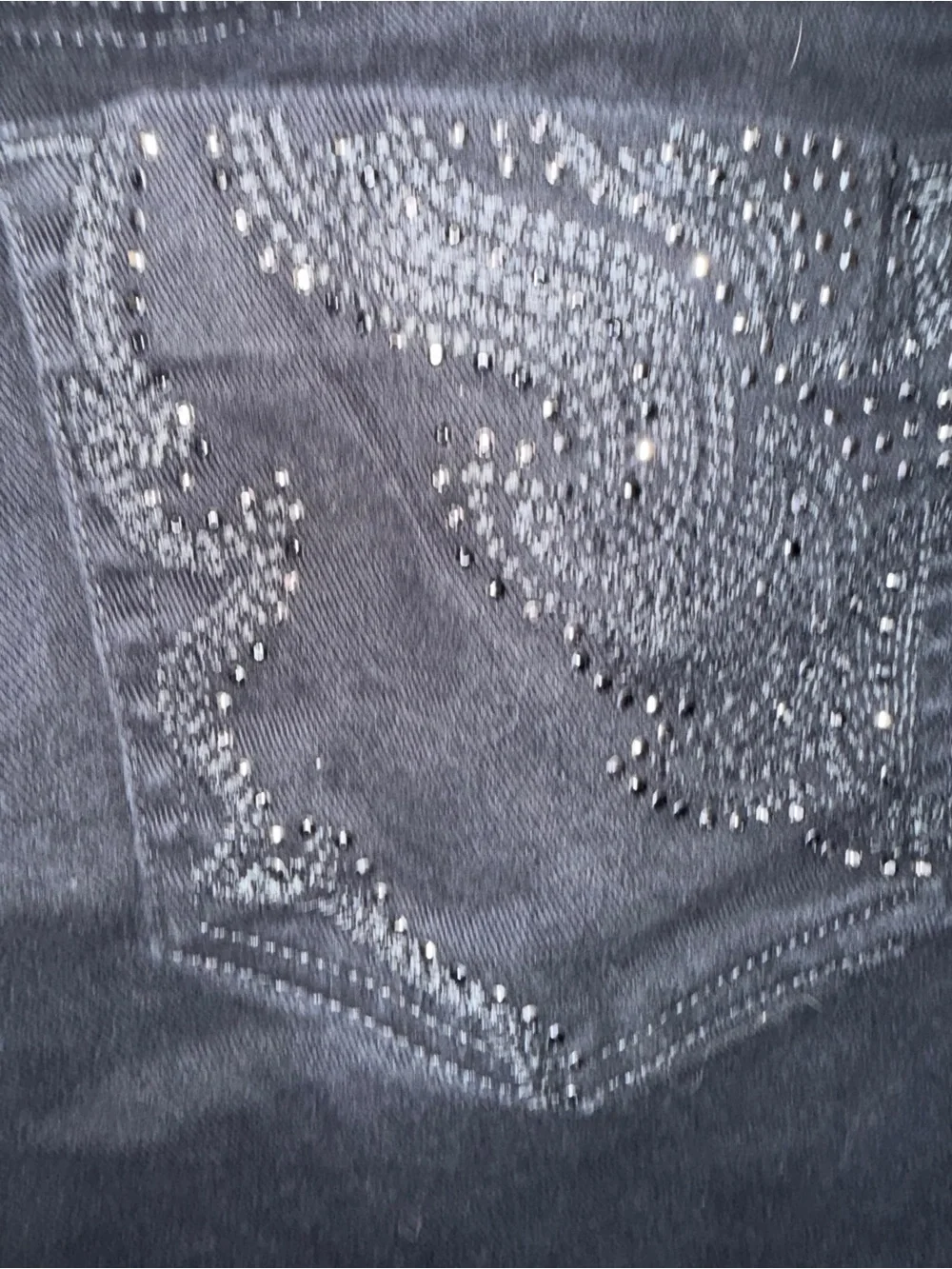 Gloria Vanderbilt Amanda Slimming Effect Embellished Shorts / Skimmers: 18